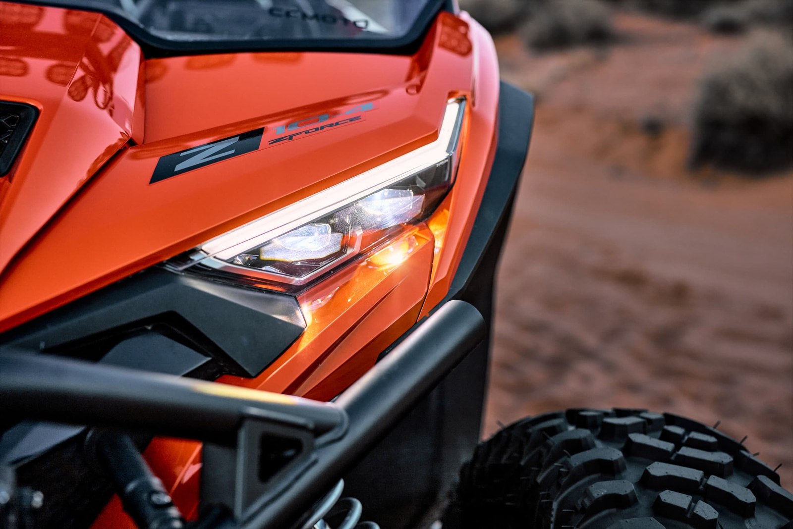 ZFORCE Z10 · Distinctive front lighting