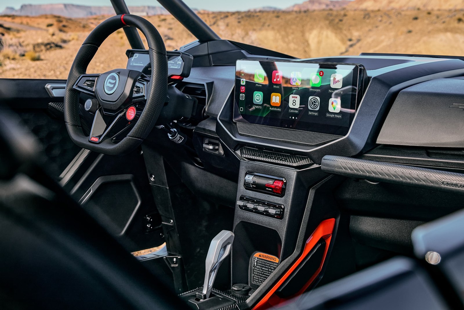 ZFORCE Z10-4 · Apple CarPlay cockpit
