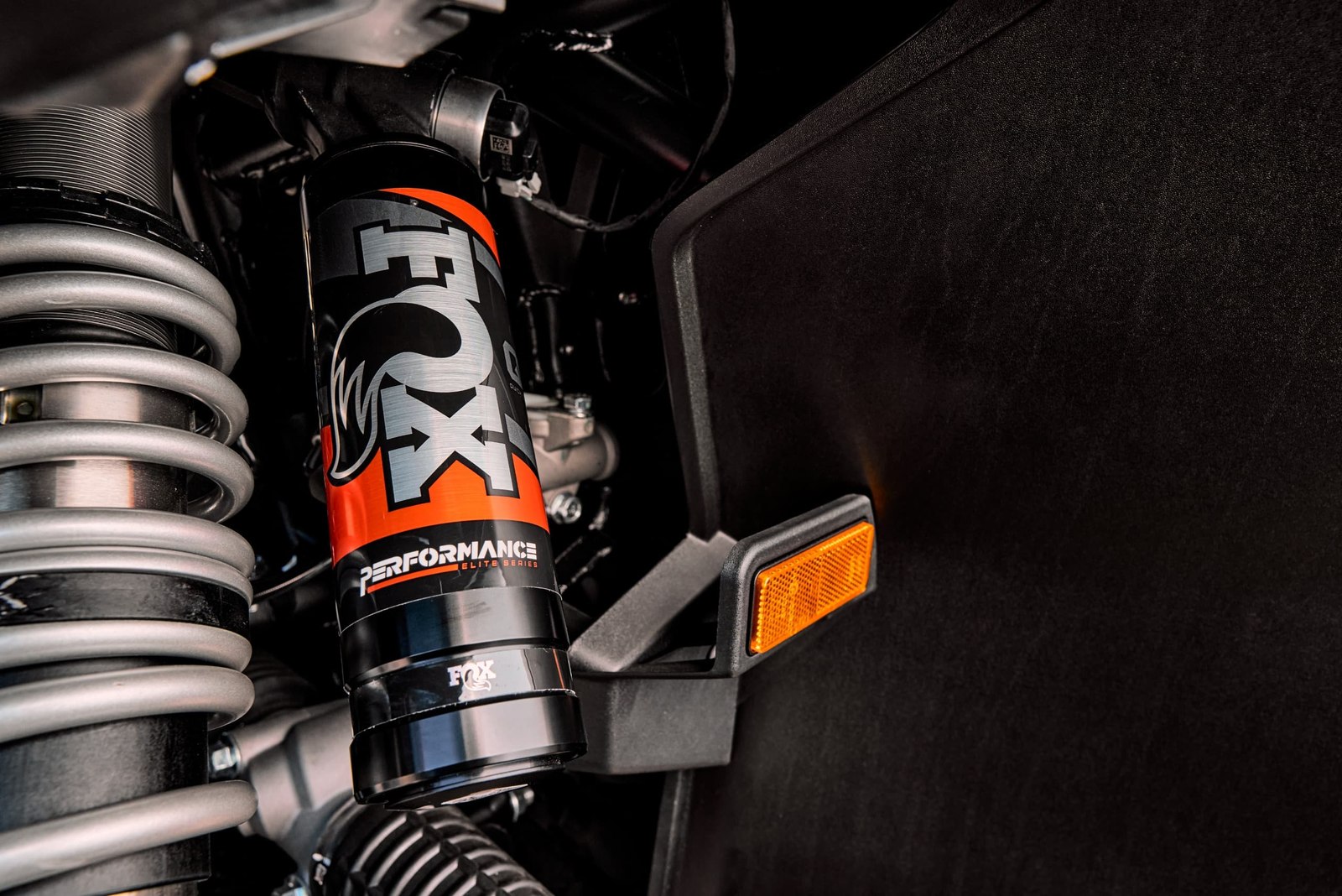 ZFORCE Z10-4 · Electronic suspension detail